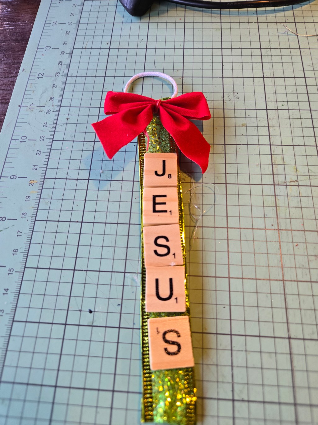 DAY 2 – SCRABBLE RIBBON ORNAMENT